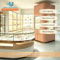 Maßgefertigte LED-Glas-Schmuckvitrine, Hölzerner Schmuck-Wandschrank, Vertikaler Boutique-Ausstellungsschrank für Geschäfte