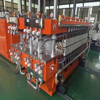 Machine d'extrusion de panneaux PC alvéolaires pour luminaires solaires, lignes de production de panneaux PC pour luminaires solaires, pour toitures végétalisées, serres et auvents d'ombrage