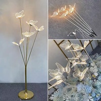 Lampadaire LED Papillon en Acrylique Moderne pour Fête, Scène, Mariage et Chemin de Table Suspendu
