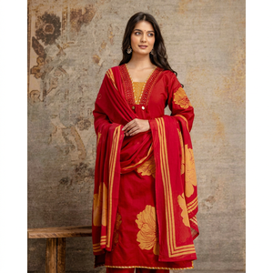 Ensemble de costume de luxe en coton rouge rubis brodé avec appliqué floral moutarde éclatant, pantalon assorti et dupatta doux - Product Image 1
