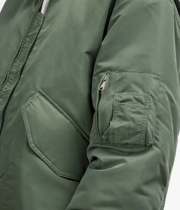 Usine Personnalisable <span class=keywords><strong>Topgun</strong></span> Vêtements 100% Nylon 185gsm pour Hommes Blank Plain Designer Vêtements Fabricants Bomber Jacket en C - Product Image 4