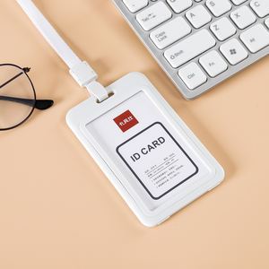 Meilleures ventes <span class=keywords><strong>Porte</strong></span>-<span class=keywords><strong>badge</strong></span> en <span class=keywords><strong>plastique</strong></span> dur vertical à double fenêtre <span class=keywords><strong>Pochette</strong></span> de protection pour carte d'identité - Product Image 3