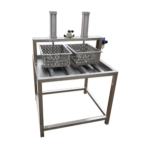 Pressa per Formaggio Personalizzata per Pressatura di Cagliata, Pressa per Blocchi di Formaggio, Macchina per Stampaggio Formaggio - Product Image 1