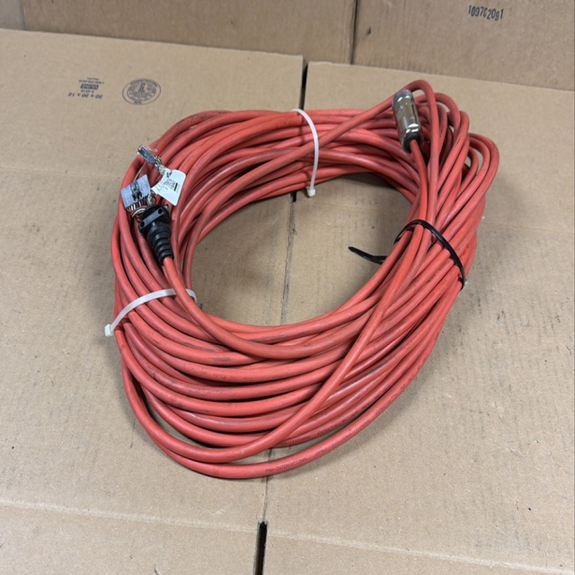 3HAC031683-004 FlexPendant Teach Pendant CPLCle 30M DSQ 679 FAST SHIPPING