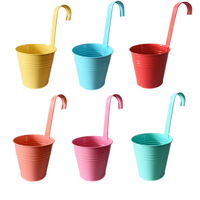 Paniers muraux de couleur imprimée crochet suspendu suspendu accrocher des pots de fleurs en métal pour jardinières de balcon de jardin vase décoratif