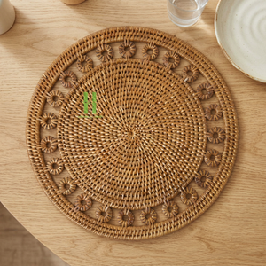 Hot Trend Eco-friendly Natural Rattan Charger Plate Decoración de pared Flor redonda Mantel de ratán Manteles de mesa de ratán para el hogar - Product Image 1