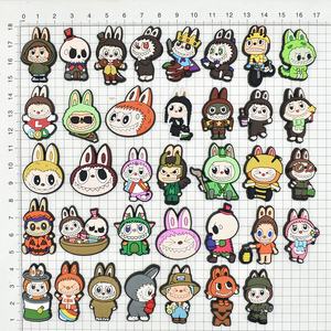XB 도매 맞춤 제작 만화 캐릭터 라부부 PVC 액세서리 고무 장식 버클 팝마트 더 몬스터즈 크록스 신발 장식 참 - Product Image 4