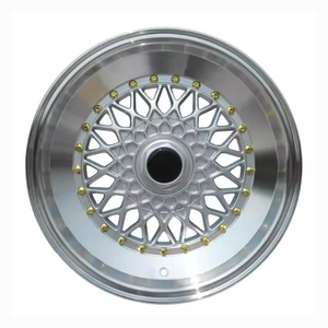 Llantas personalizadas de aleación de aluminio para radios de línea de réplica de plato profundo de 18 pulgadas con remaches de tachuelas - Product Image 3