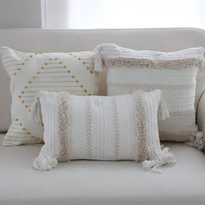 Coussins décoratifs personnalisés de haute qualité Boho avec pompon brodé taie d'oreiller bohème pour décoration