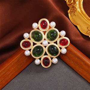 Broche de oro barroco de corte de lujo Retro Medieval colorido brillante <span class=keywords><strong>Barocco</strong></span> forma de piedra preciosa Pin grande de diamantes de imitación para mujer - Product Image 5