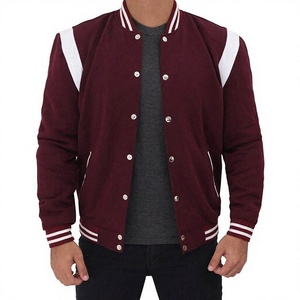 Veste universitaire personnalisée bordeaux à boutons-pression, panneaux d'épaule blancs, bordure en tricot côtelé rayé, unisexe, style Letterman, streetwear - Product Image 1