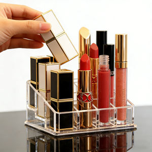Étagère de présentation en acrylique transparent pour rouge à lèvres, pour boutique de cosmétiques et présentation en magasin, avec logo personnalisé et compartiments de rangement à plusieurs niveaux - Product Image 1