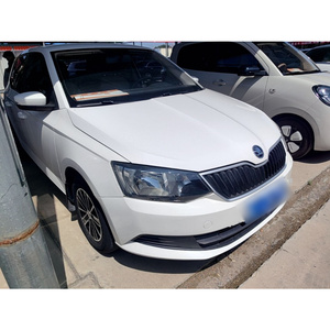<span class=keywords><strong>Skoda</strong></span> <span class=keywords><strong>Fabia</strong></span> 2015 d'<span class=keywords><strong>occasion</strong></span>, berline essence <span class=keywords><strong>automatique</strong></span> familiale, traction avant, blanche, inspectée, véhicule d'<span class=keywords><strong>occasion</strong></span> pour concessionnaires - Product Image 3