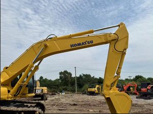 Excavadora Komatsu PC 450, peso operativo de 45 toneladas, equipo pesado usado, gran condición con motor de núcleo, caja de cambios de motor PLC - Product Image 4