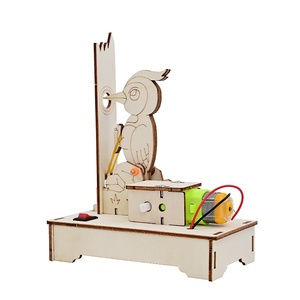 OKYN-G9182 Kit de Modelo de Pájaro Carpintero Eléctrico de Madera para Ensamblar, con Motor, Material Didáctico STEM para Uso Escolar y de Laboratorio - Product Image 1
