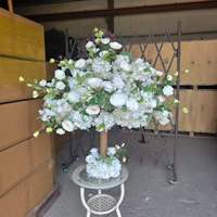Luxe roze witte kunstbloemenboom van zijdeachtig materiaal, kersenbloesem, geschikt voor bruiloft, feest, hotel, huis, binnendecoratie.