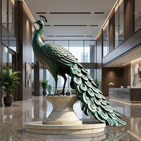 Statue de paon majestueuse en bronze avec queue ondulante - Art métallique artisanal en fonte à la cire perdue, sculpture en bronze