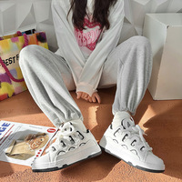 Chaussures blanches de marque en gros, fabricants de baskets blanches pour hommes avec logo personnalisé, faible MOQ