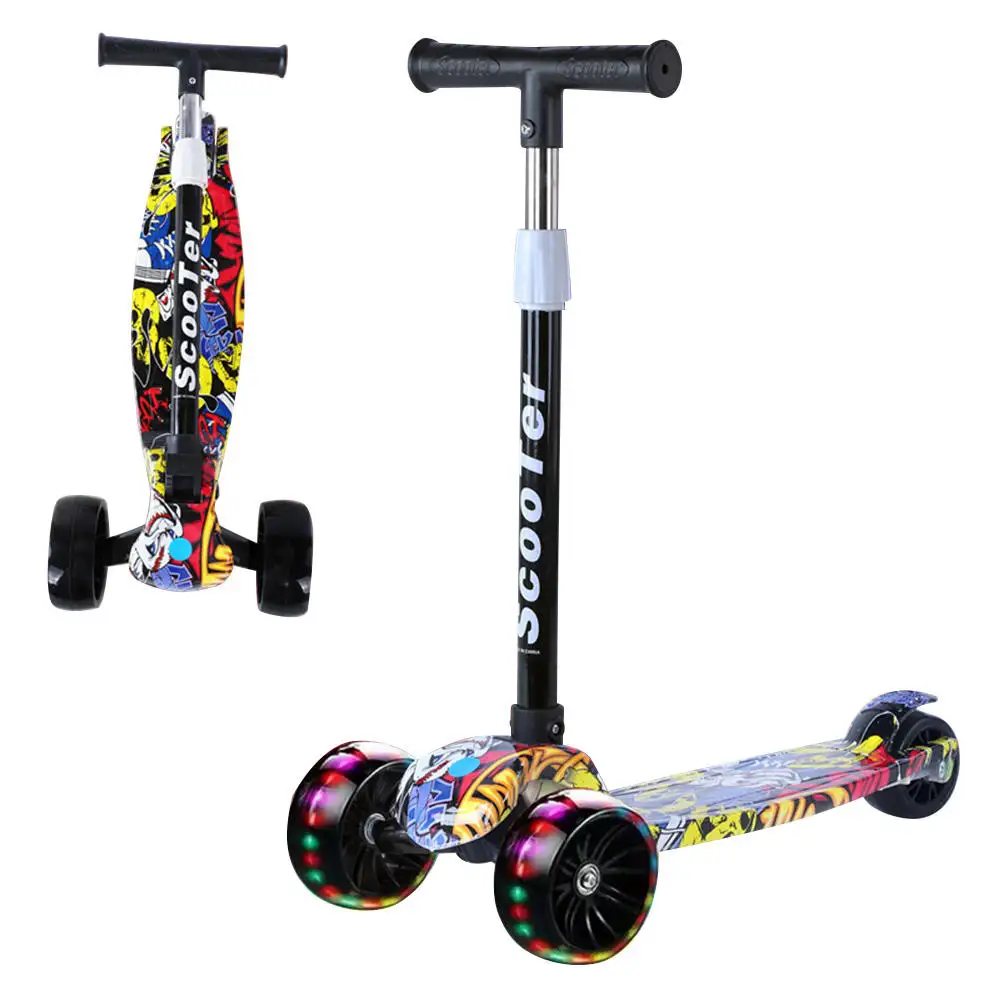 Children's Scooter Kids 3 Wheels 4 Adjustable Heights Kids' Kick Scooter With Extra Wide PU Light-Up Wheels