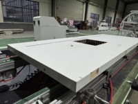 Machine de fraisage automatique CNC pour le travail du bois, perçage de trous de serrures et de fentes de charnières pour portes en bois