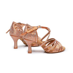 <span class=keywords><strong>Chaussures</strong></span> <span class=keywords><strong>de</strong></span> <span class=keywords><strong>danse</strong></span> latine <span class=keywords><strong>en</strong></span> satin avec strass pour femmes, talon enveloppant <span class=keywords><strong>de</strong></span> 9 cm, sandales <span class=keywords><strong>de</strong></span> <span class=keywords><strong>danse</strong></span> salsa tango avec semelle <span class=keywords><strong>en</strong></span> daim - Product Image 5