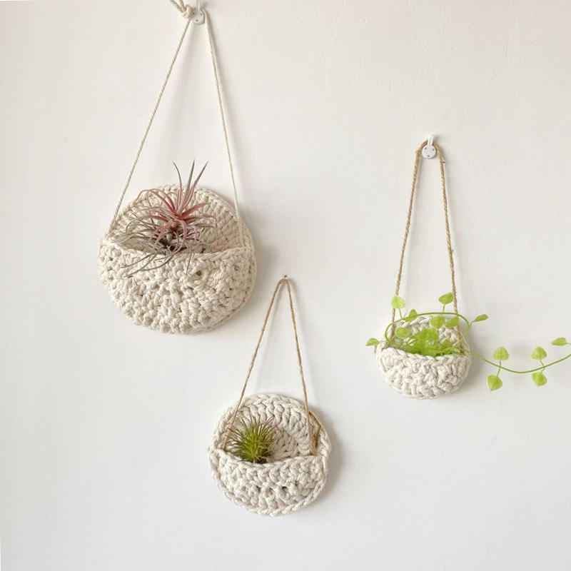 แขวนผนัง