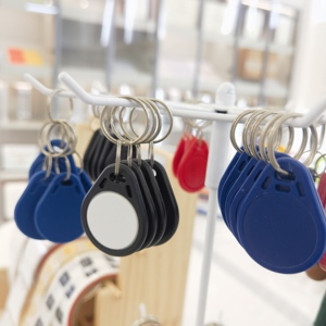 ABS nhựa thông minh Keychain RFID Key Fob thẻ mini <span class=keywords><strong>NFC</strong></span> <span class=keywords><strong>keyfob</strong></span> với <span class=keywords><strong>13.56MHz</strong></span> và 125Khz cửa truy cập Mini tag - Product Image 5