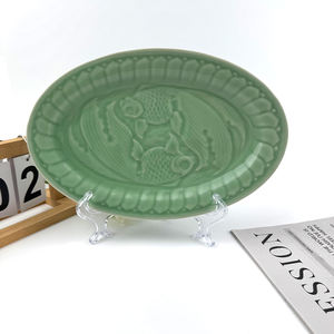 Plat de service ovale en porcelaine <span class=keywords><strong>vert</strong></span> céladon de 12 pouces, avec motif de poissons en relief, glaçure céramique, pour la <span class=keywords><strong>vaisselle</strong></span> de restaurant - Product Image 2