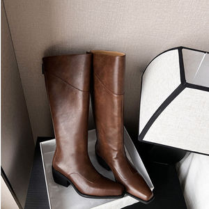 Nouvelles chaussures à talons aiguilles élégantes en cuir véritable à bout pointu pour femmes, idéales pour les soirées et le bureau – Collection Printemps 2026 - Product Image 2