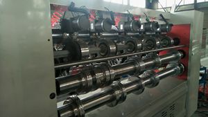 Draagbare Dunne Mes Snijmachine Met Hoge Precisie Inlassen Voor De Productie Van Kartonnen Dozen - Product Image 6