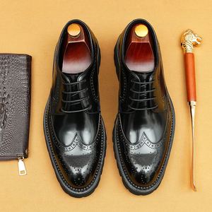 Men's <b>Patent</b> Leather Shoes Glossy Finish British Style Embossed <b>Brogue</b> Pointed Toe Shoes Thick Soles Luxury Designer <b>Brogues</b> - Product Image 4