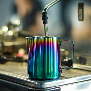 Pichet à <span class=keywords><strong>lait</strong></span> pour <span class=keywords><strong>cappuccino</strong></span> personnalisé multi-dimensions / Pichet à <span class=keywords><strong>lait</strong></span> en acier inoxydable galvanisé avec mesures - Product Image 2