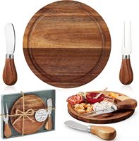 Mini plateau à fromage en bambou et ensemble de couteaux, plateau à charcuterie individuel en forme de cœur pour les cadeaux de mariage, la fête prénuptiale