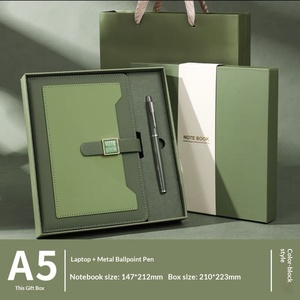 Ensemble de luxe personnalisé 2-en-1 : Carnet classique et stylo – Idéal pour souvenirs de mariage et coffrets cadeaux d'affaires - Product Image 1
