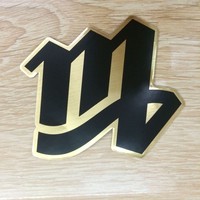 Autocollant métallique doré, découpe personnalisée, étiquette en vinyle imperméable pour la marque