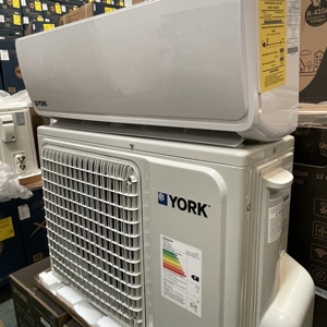 Climatiseur mural split haute qualité 12k BTU 1.5HP à fréquence fixe, mode refroidissement uniquement, R410A, mode silencieux - Product Image 3