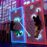 Mur d'escalade interactif AR populaire, jeu de réalité augmentée avec projecteur 3D pour parcs de trampolines