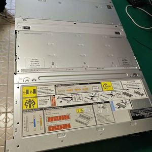 สำหรับเซิร์ฟเวอร์แบบแร็ค PowerEdge R760XD2 2U พร้อม Xeon Silver 4510, แรม 2x64GB, คอนโทรลเลอร์ H965i, พาวเวอร์ซัพพลาย 2x1100W, ช่องใส่ฮาร์ดดิสก์ 12LFF - รับประกัน 3 ปี - Product Image 4