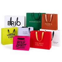 Sac de courses en carton personnalisé de qualité supérieure avec logo, sac de transport en papier écologique et recyclable pour l'emballage de produits créatifs culturels et de vente au détail