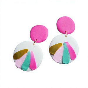 Pendientes de Aro Acrílicos con Forma de Luna Negra, Modernos y Elegantes para Mujer, con Baño de Oro, Joyería de Moda - Product Image 6