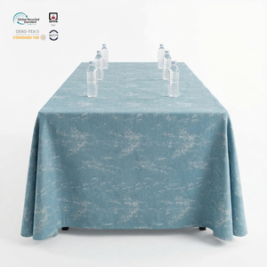 Mantel de Tela Gruesa de Poliéster Jacquard Floral Reutilizable de 90x132 Pulgadas - Resistente al Calor y Personalizable para Galas Corporativas - Product Image 1