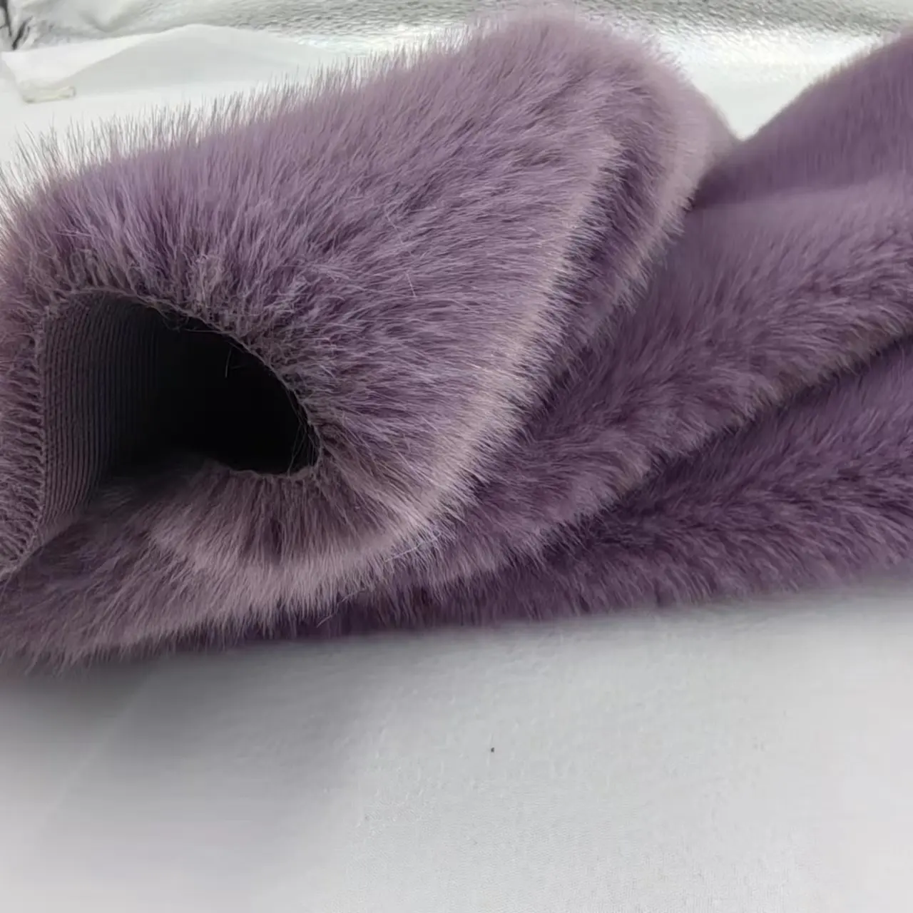 customized high quality solid faux mink fur fabric 1000g fabric for winter coat and collar