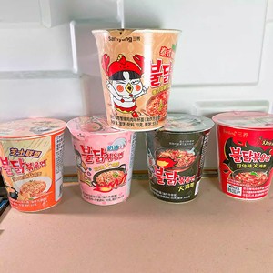 Fideos Instantáneos Buldak con Cangrejo y <span class=keywords><strong>Curry</strong></span> <span class=keywords><strong>al</strong></span> Estilo Tailandés, con Salsa Picante de <span class=keywords><strong>Pollo</strong></span>, Ramen Instantáneo para Comer sobre la Marcha - Product Image 3