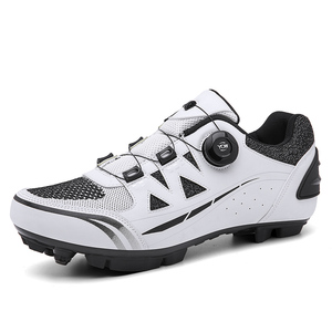 <span class=keywords><strong>Scarpe</strong></span> <span class=keywords><strong>da</strong></span> ciclismo <span class=keywords><strong>da</strong></span> strada <span class=keywords><strong>Mountain</strong></span> <span class=keywords><strong>bike</strong></span> <span class=keywords><strong>scarpe</strong></span> <span class=keywords><strong>da</strong></span> ciclismo Clipless <span class=keywords><strong>scarpe</strong></span> <span class=keywords><strong>da</strong></span> bicicletta bottone uomo Unisex Slip on pelle sintetica - Product Image 2