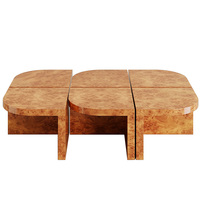 Table basse en marbre Bloom de Dream Home Deconstructed, table design sur mesure en pierre naturelle pour salon résidentiel