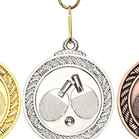 Vente en gros de médailles de sport personnalisées, médailles vierges en métal et trophées avec ruban, football, natation, basket-ball, jeu de course