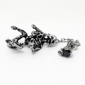 Pendientes de esqueleto con cadena de acero inoxidable 316 de Yunnique, estilo punk, para accesorios de joyería para la oreja. - Product Image 4