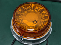 2026 Neue 70W Professionelle Amber LED IP67 Wasserdichte DC12-24V Auto Notfall-Blitzleuchte für Fahrzeuge