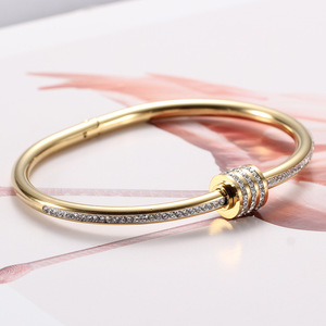 Bracelet en diamant or rose 65 mm, taille brillant ronde, unisexe, à porter au quotidien - Product Image 3