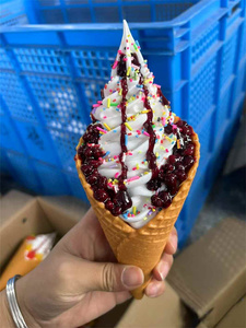 Cornet de gaufre doré pour glace molle, modèle artificiel, saveur originale haricot rouge, sundae, sauce fraise, accessoire de décoration fruitée - Product Image 5